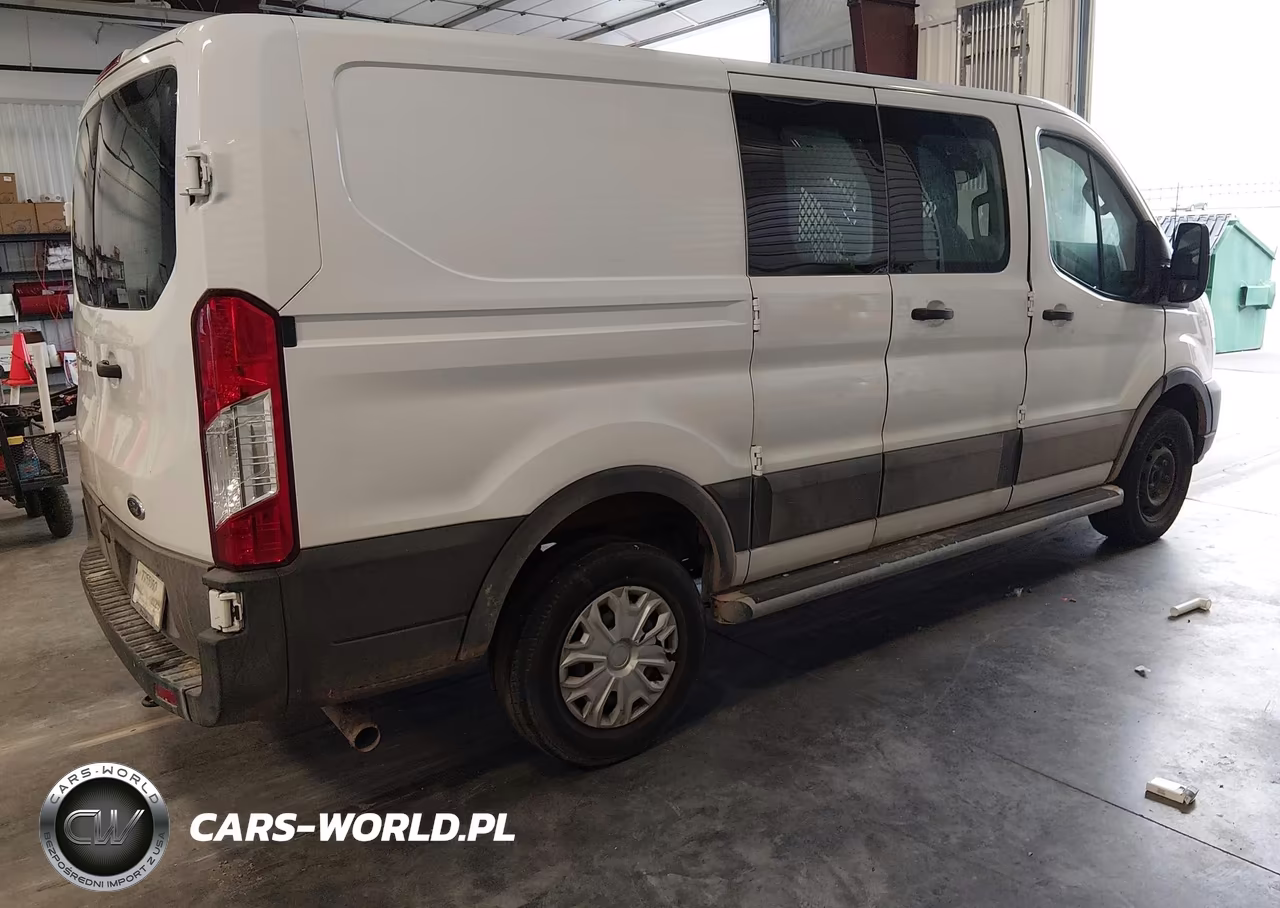 2022 Ford Transit-250 VIN:1FTBR1Y82NKA38632 - 4
