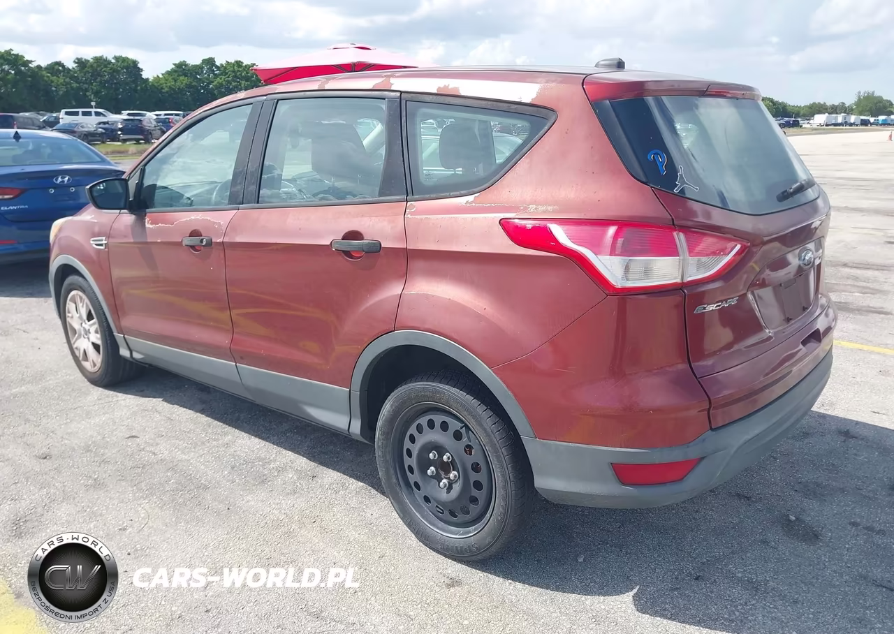 2016 Ford Escape S VIN:1FMCU0F72GUB96799 - 3