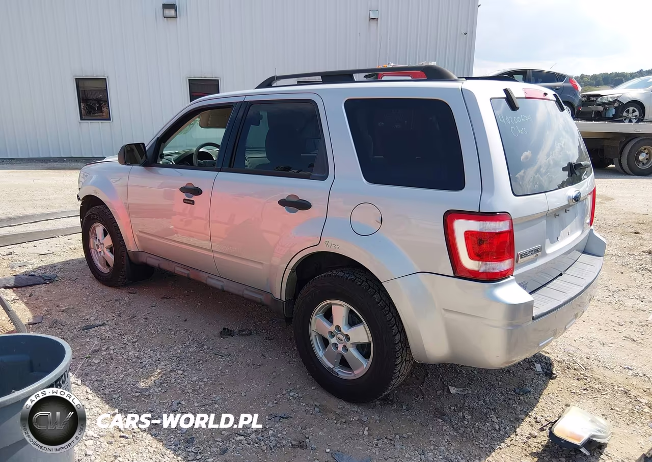 2009 Ford Escape Xlt VIN:1FMCU93G89KC10681 - 3