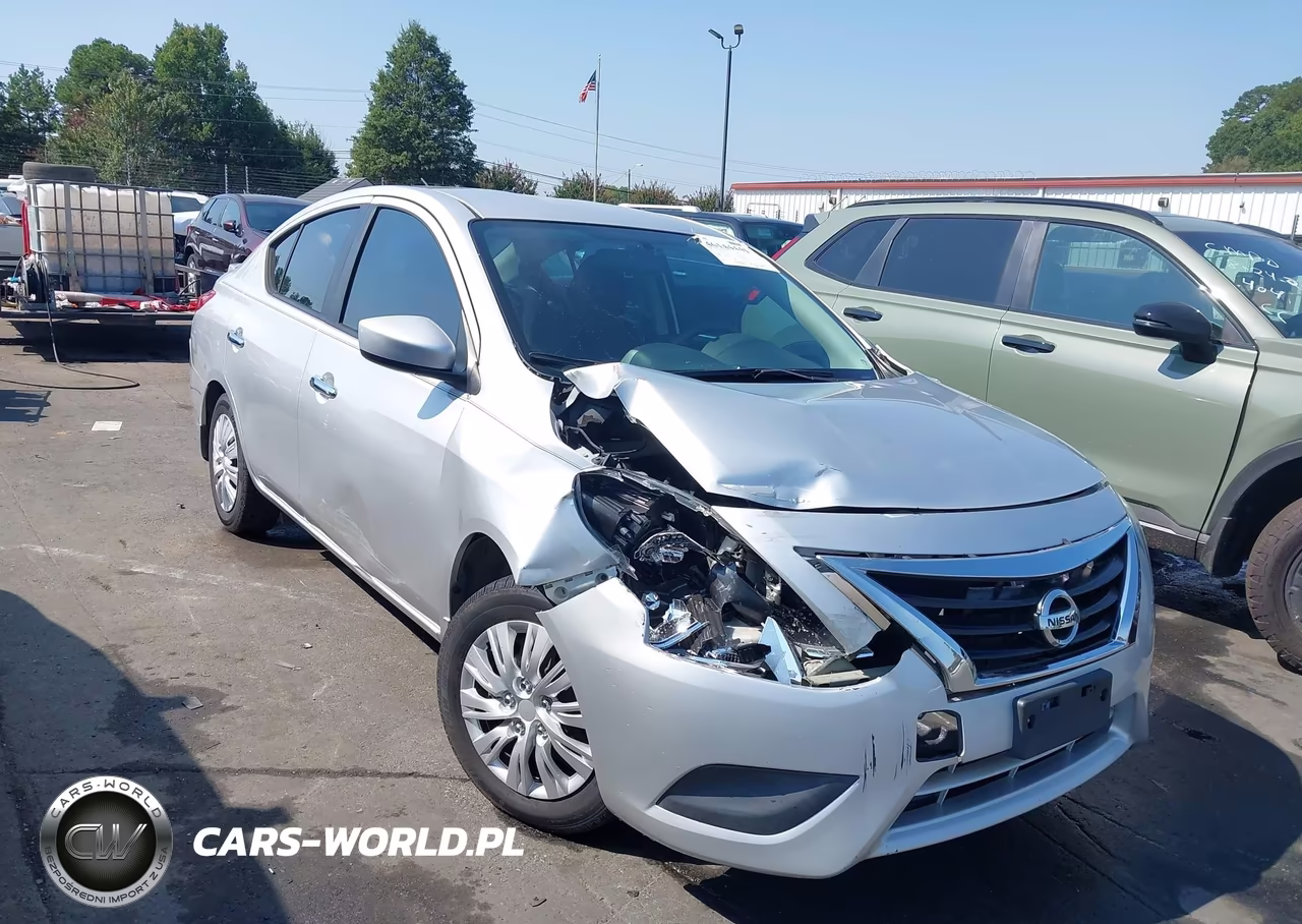 2015 Nissan Versa 1.6 Sv