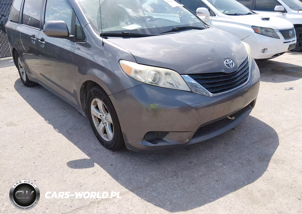 2013 Toyota Sienna Le V6 8 Passenger VIN:5TDKK3DC8DS310490 - 6