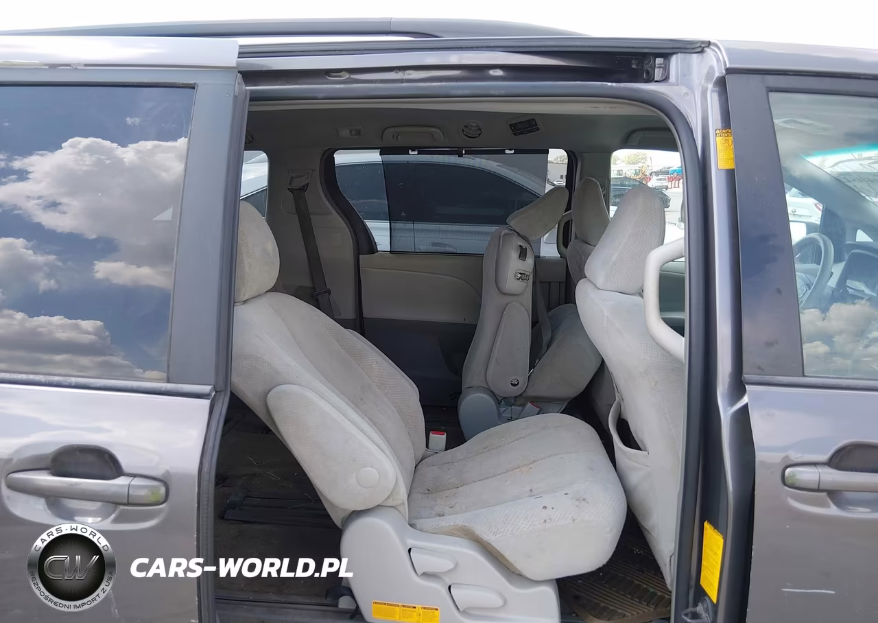 2013 Toyota Sienna Le V6 8 Passenger VIN:5TDKK3DC8DS310490 - 8
