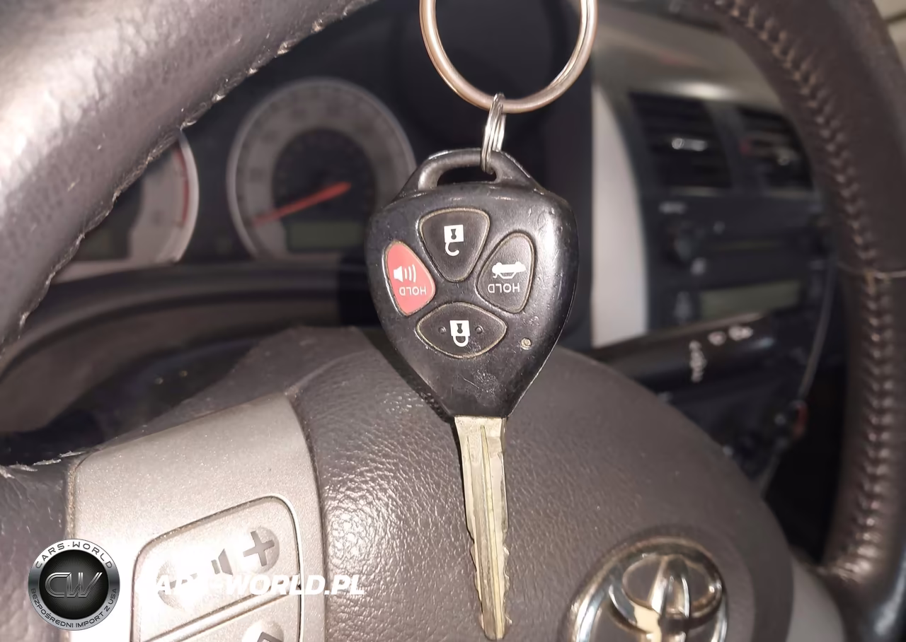 2010 Toyota Corolla S VIN:2T1BU4EE2AC291939 - 11
