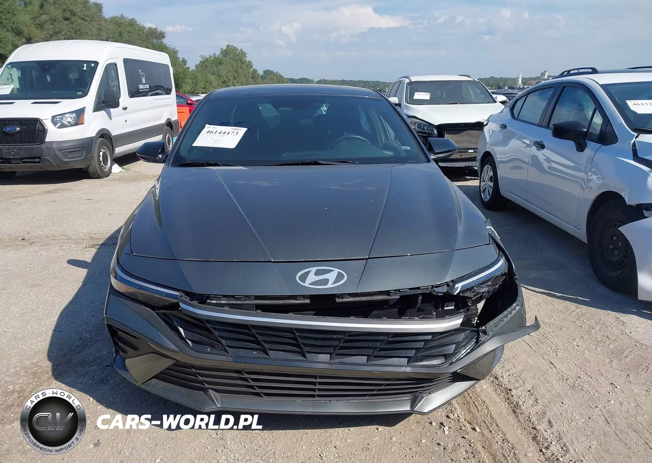 2026 Hyundai Elantra Sel Sport VIN:KMHLM4DGXTU202000 - 12
