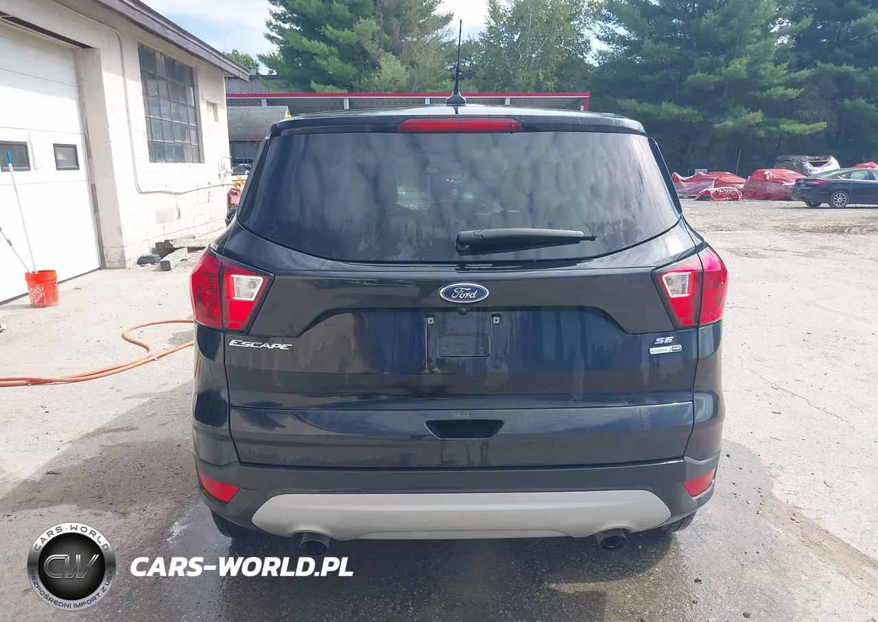 2019 Ford Escape Se VIN:1FMCU9GD5KUA36885 - 18