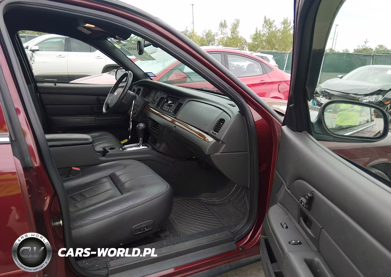 2005 Ford Crown Victoria Lx-Lx Sport VIN:2FAHP74W95X134185 - 5