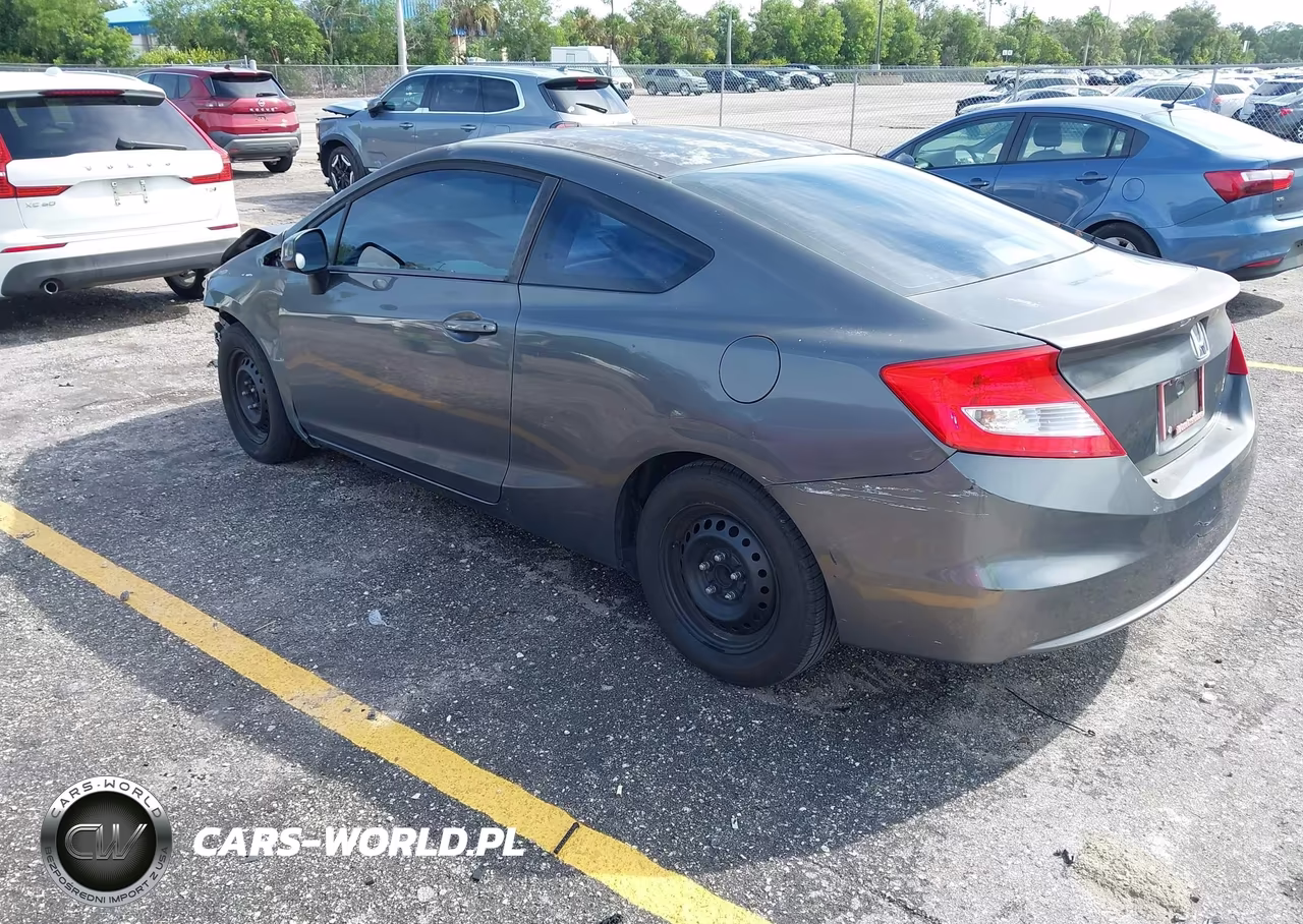 2012 Honda Civic Lx VIN:2HGFG3B58CH538379 - 3