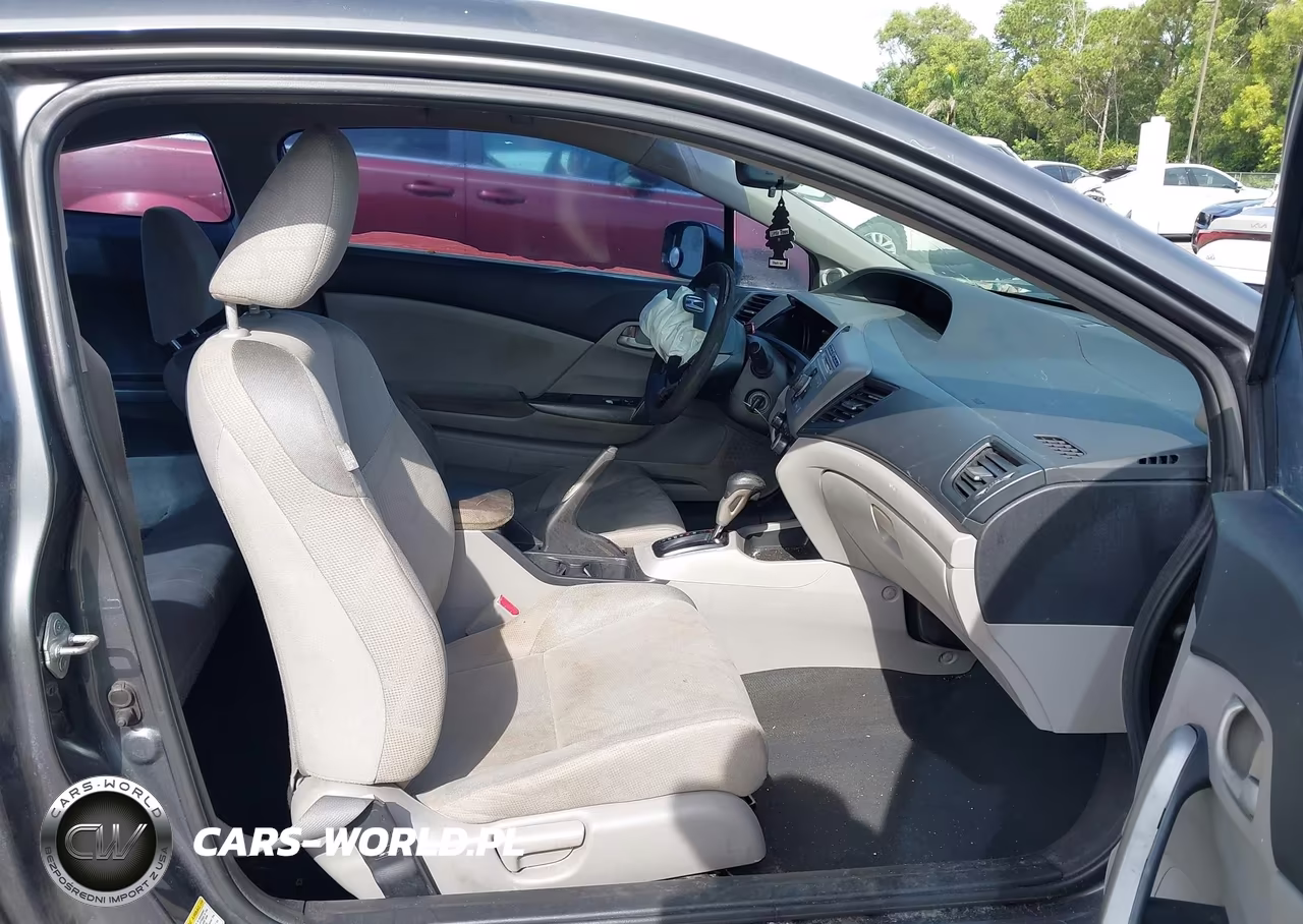 2012 Honda Civic Lx VIN:2HGFG3B58CH538379 - 5
