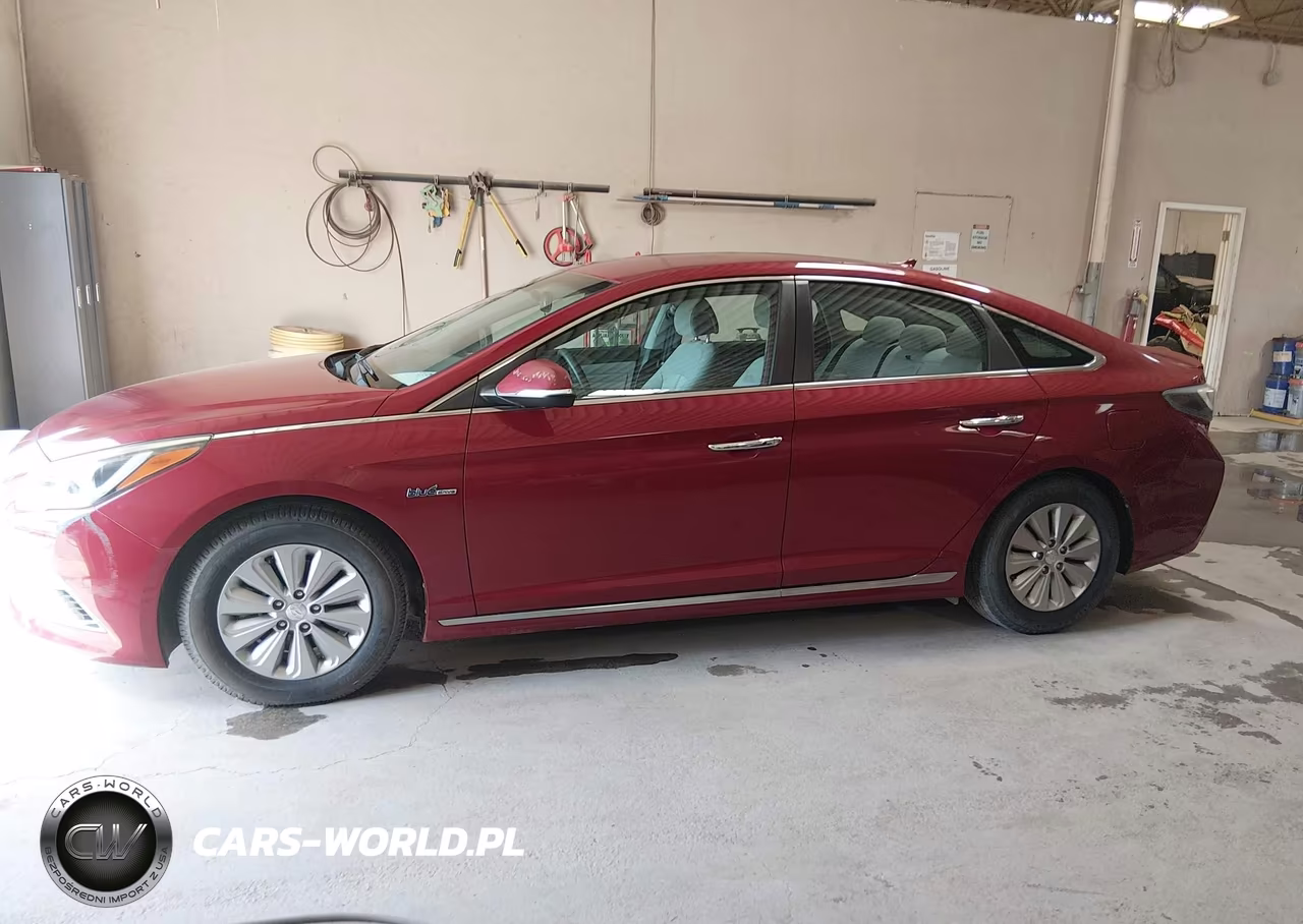 2016 Hyundai Sonata Hybrid Se VIN:KMHE24L16GA039395 - 15
