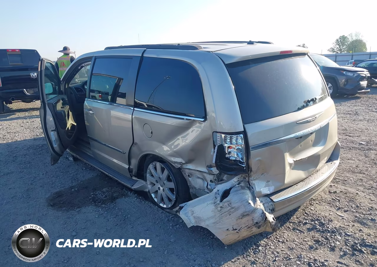2013 Chrysler Town & Country Touring VIN:2C4RC1BG3DR565014 - 3