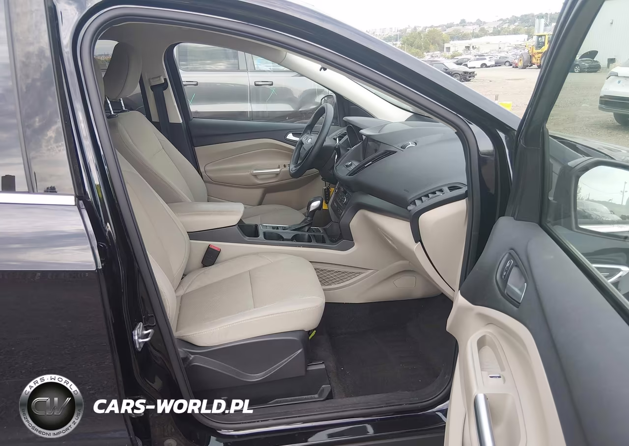 2019 Ford Escape Se VIN:1FMCU9GD2KUA28999 - 5