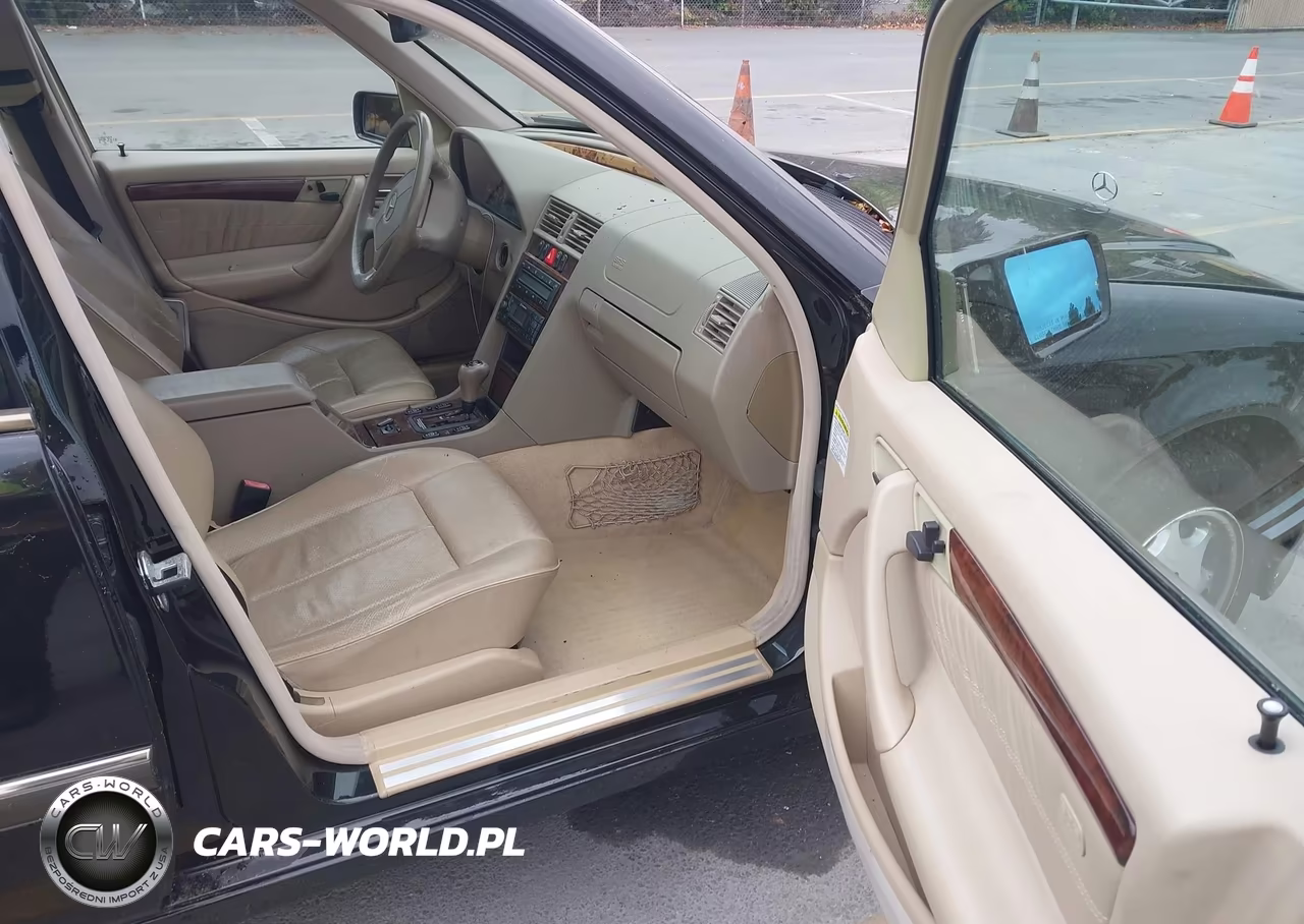 1999 Mercedes-Benz C 280 VIN:WDBHA29G5XA704662 - 5