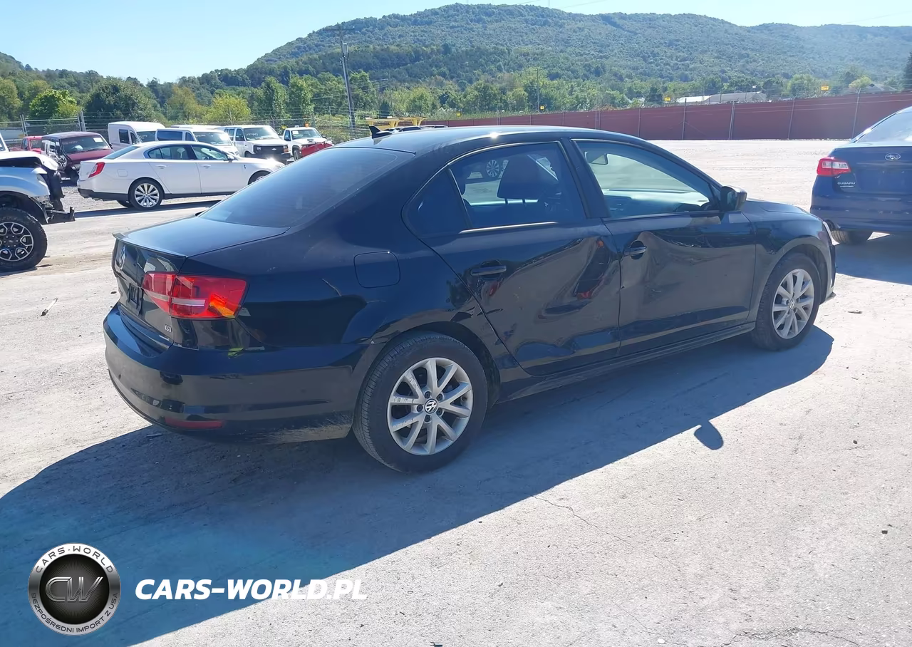 2015 Volkswagen Jetta 1.8T Se VIN:3VWD17AJ1FM298317 - 4