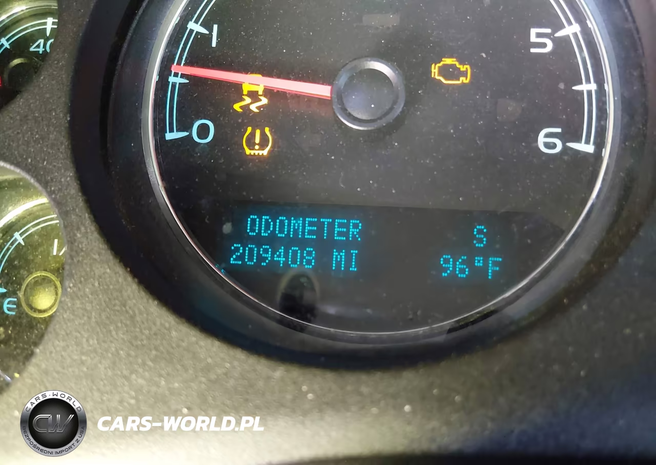 2012 Chevrolet Tahoe Lt VIN:1GNSCBE0XCR187047 - 16