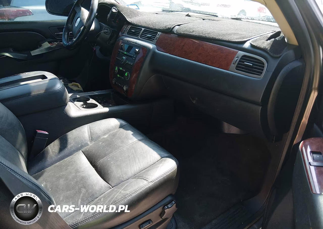 2012 Chevrolet Tahoe Lt VIN:1GNSCBE0XCR187047 - 5
