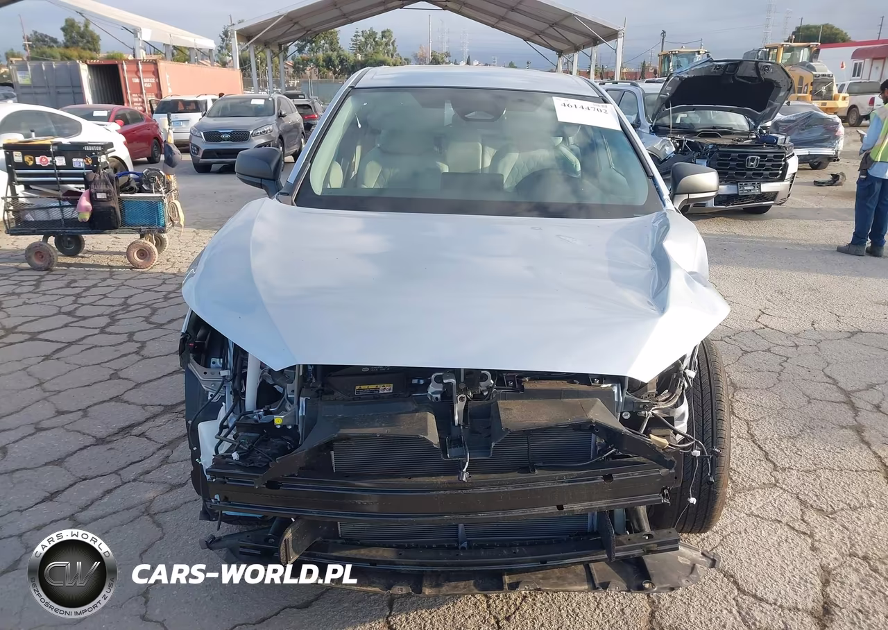 2026 Toyota Corolla Cross L VIN:7MUAAAAGXTV174393 - 13