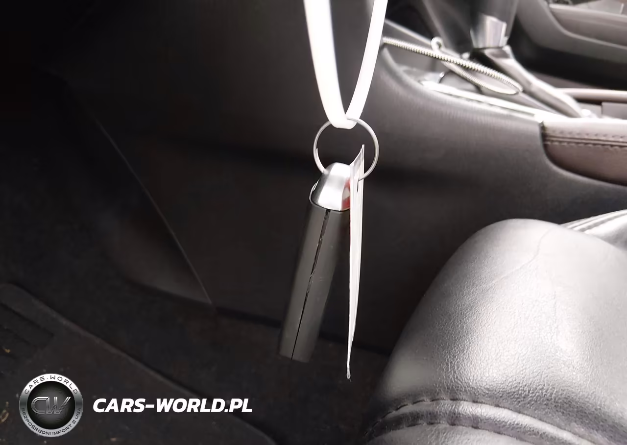 2018 Mazda Mazda3 Touring VIN:3MZBN1V33JM222157 - 11