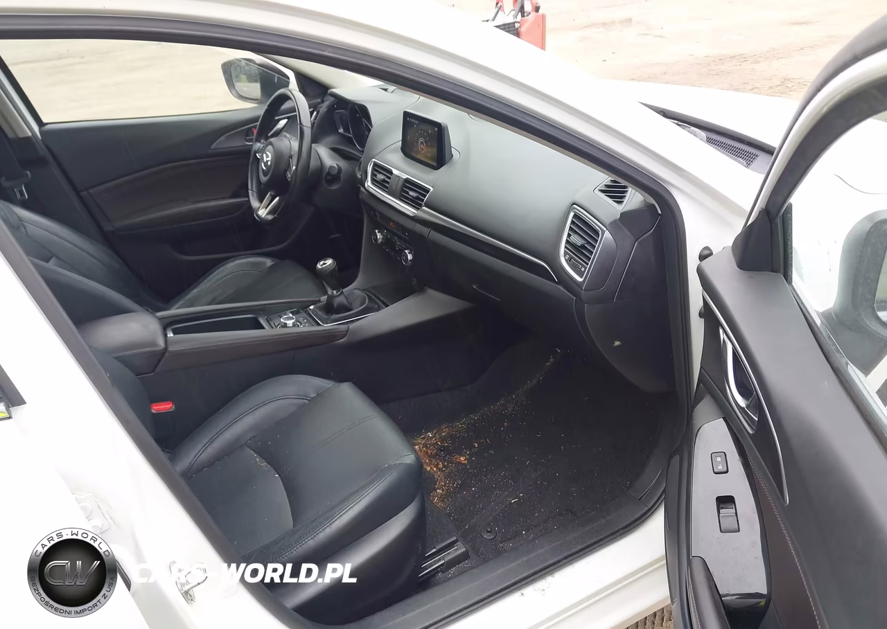 2017 Mazda Mazda3 Grand Touring VIN:JM1BN1M3XH1121385 - 5