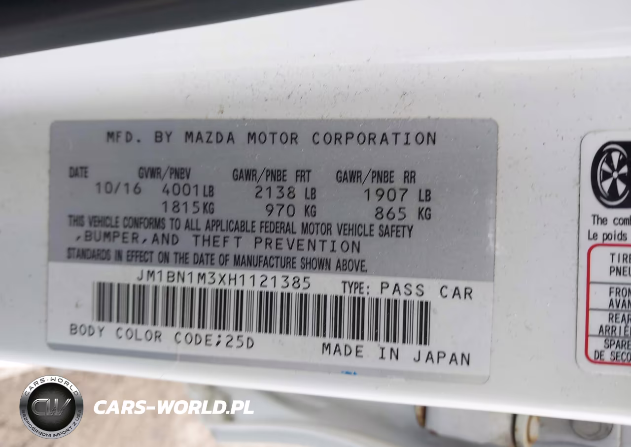 2017 Mazda Mazda3 Grand Touring VIN:JM1BN1M3XH1121385 - 9
