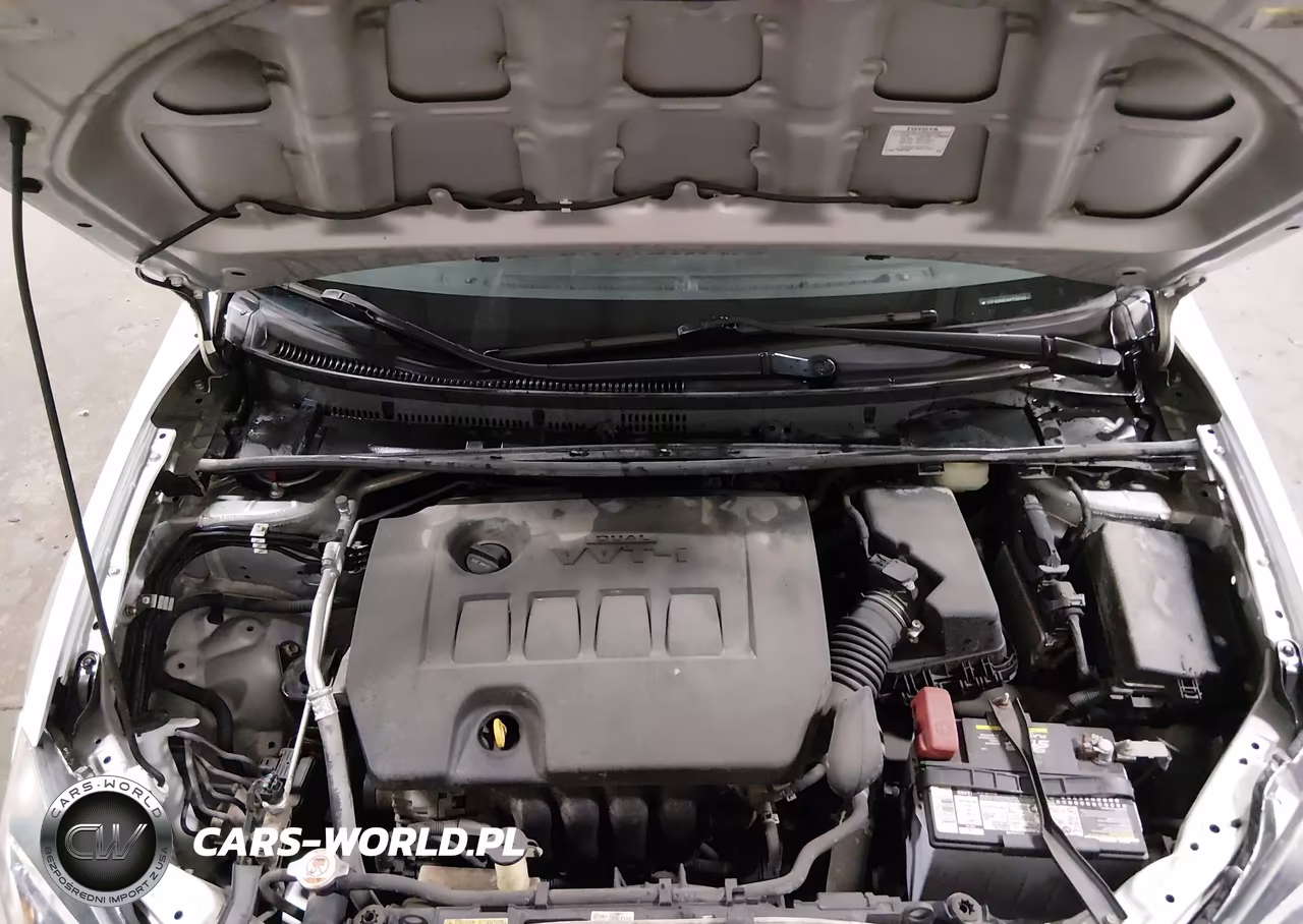 2017 Toyota Corolla Le VIN:5YFBURHE8HP726143 - 10