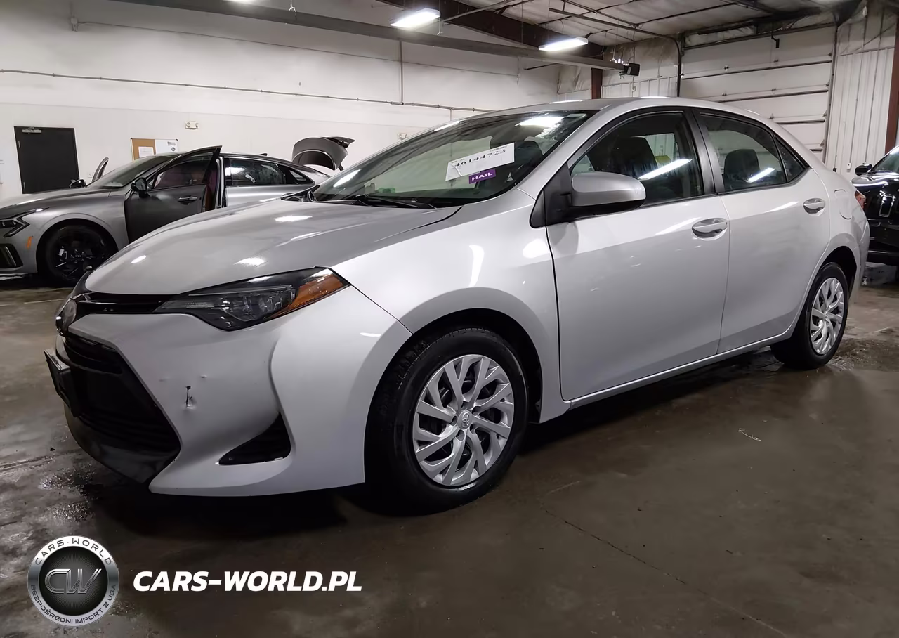 2017 Toyota Corolla Le VIN:5YFBURHE8HP726143 - 2
