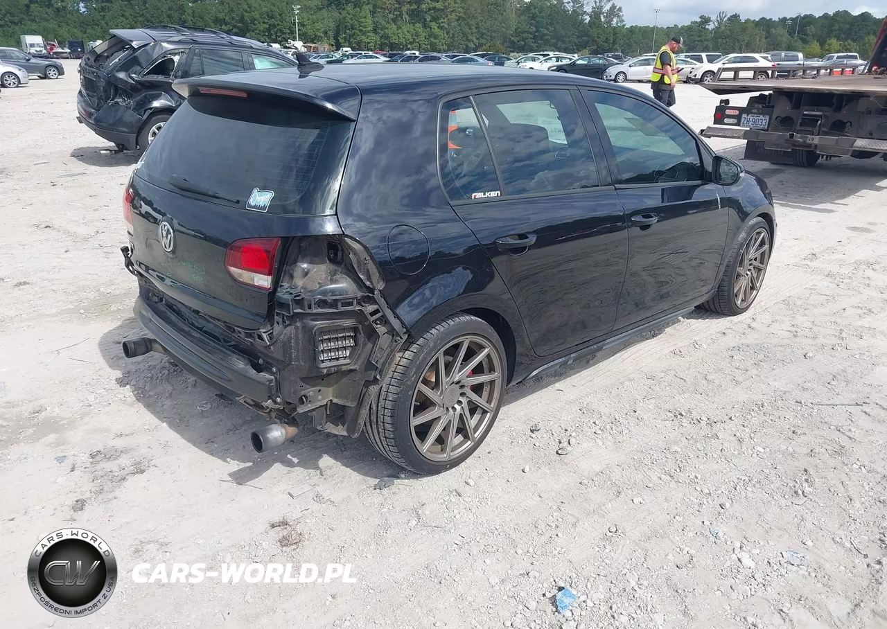 2010 Volkswagen Gti 4-Door VIN:WVWGD7AJ6AW173961 - 4