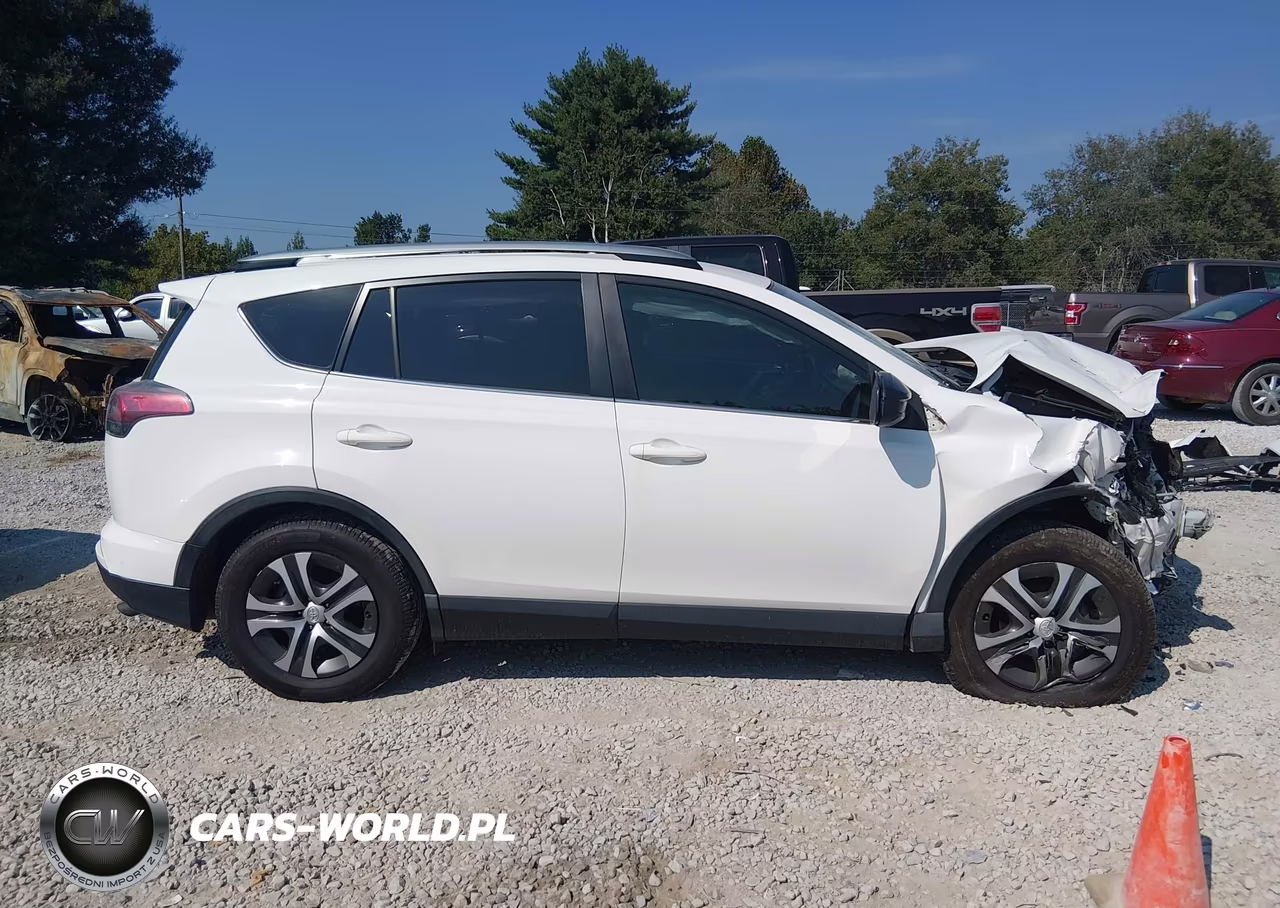 2017 Toyota Rav4 Le VIN:JTMZFREV4HJ716095 - 13