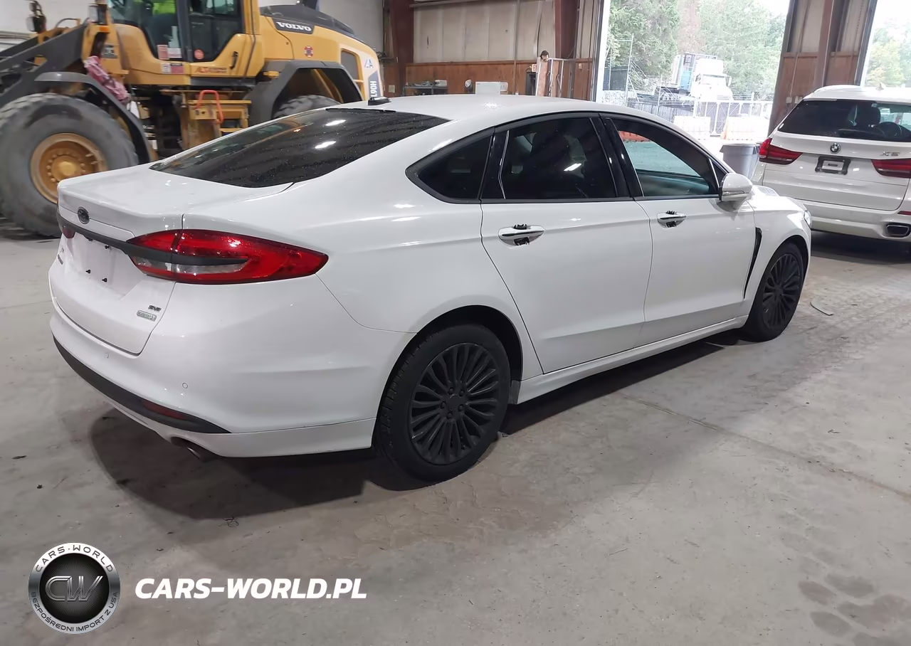 2018 Ford Fusion Se VIN:3FA6P0HD0JR174087 - 4