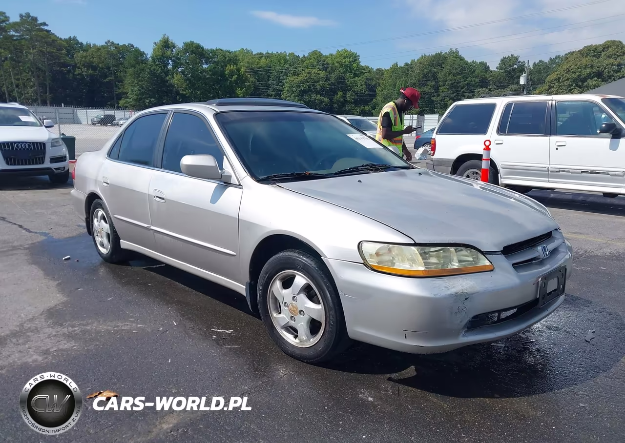 1999 Honda Accord Ex VIN:1HGCG565XXA073388 - 1