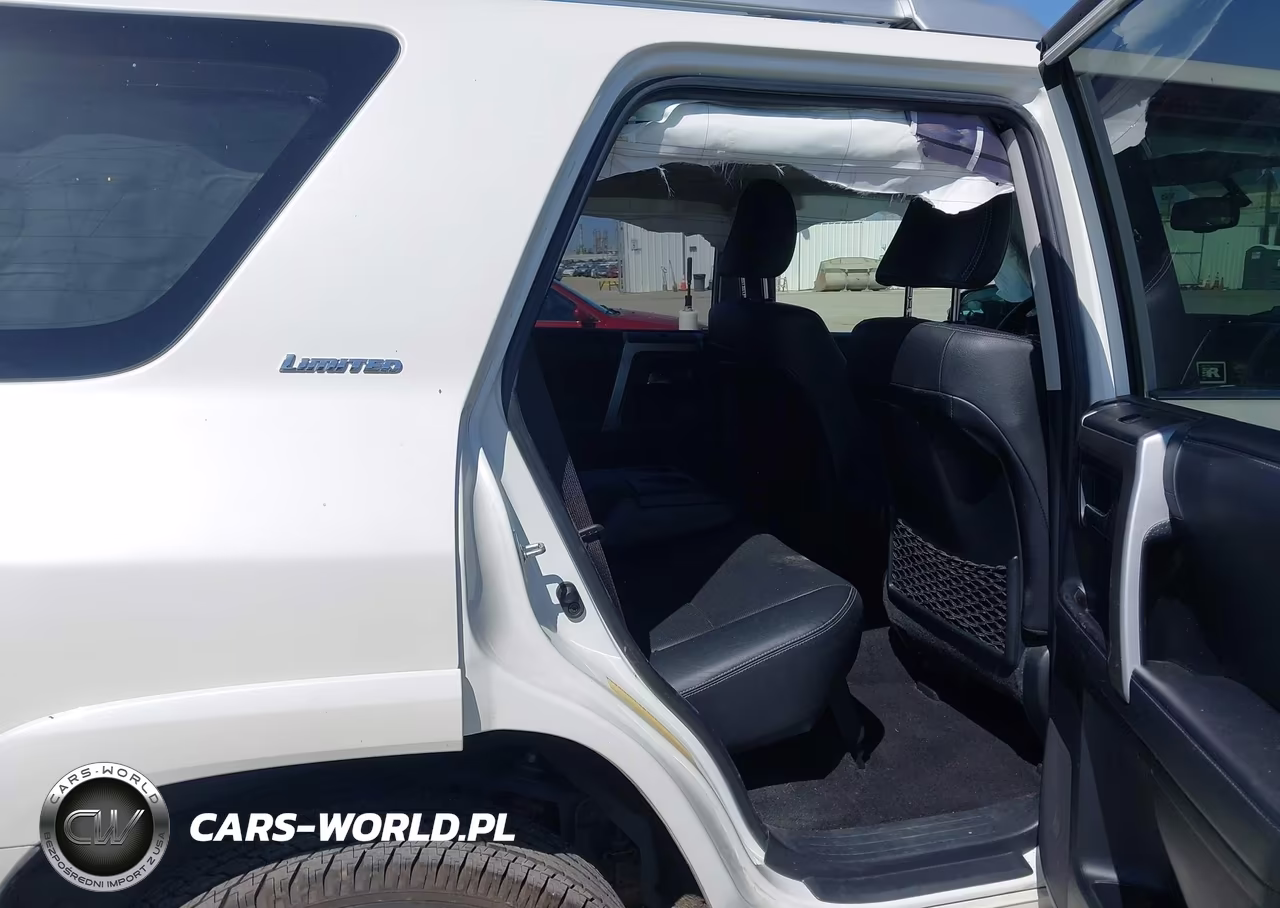 2018 Toyota 4Runner Limited VIN:JTEBU5JR7J5540338 - 8