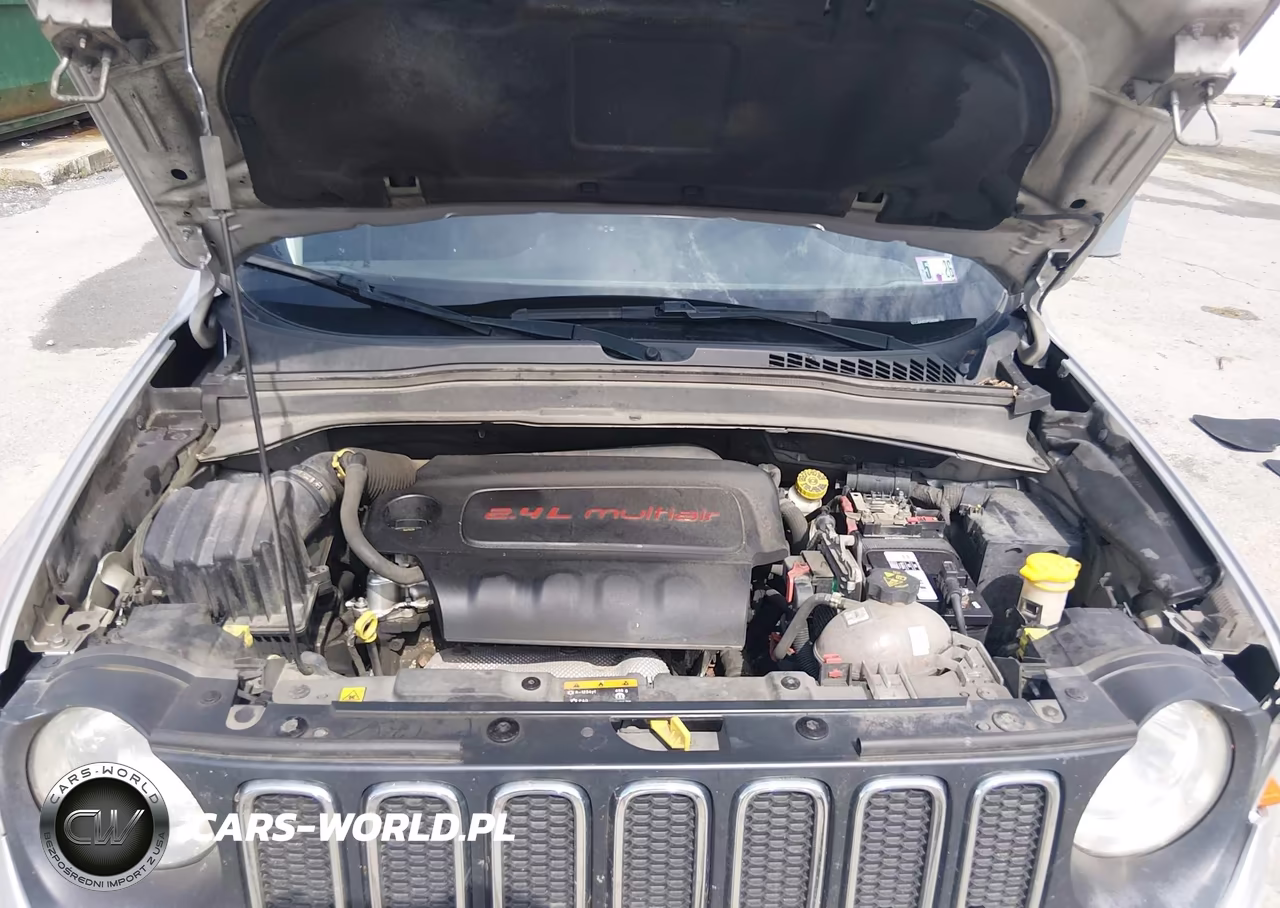 2018 Jeep Renegade Sport 4X4 VIN:ZACCJBAB0JPG92360 - 10