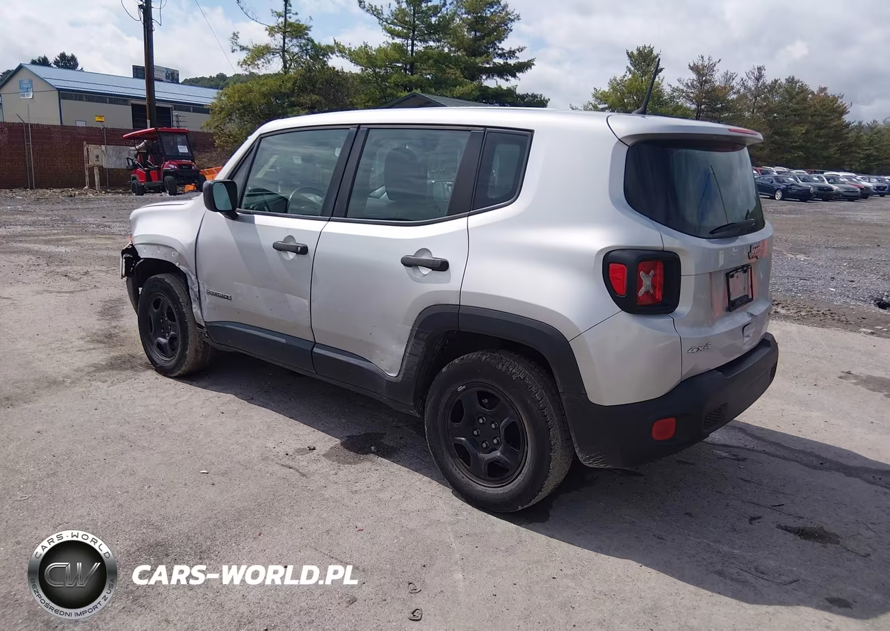 2018 Jeep Renegade Sport 4X4 VIN:ZACCJBAB0JPG92360 - 3
