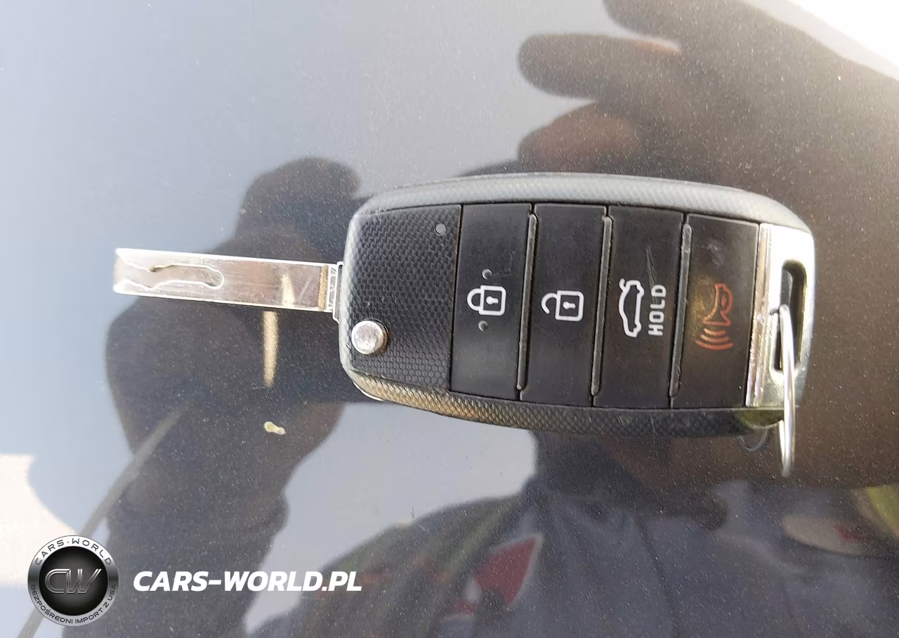 2019 Kia Optima Lx VIN:5XXGT4L33KG371772 - 11