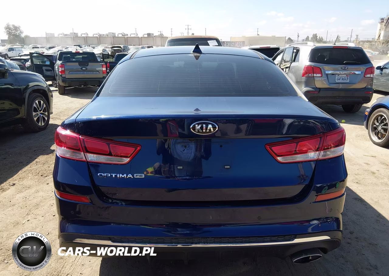2019 Kia Optima Lx VIN:5XXGT4L33KG371772 - 16
