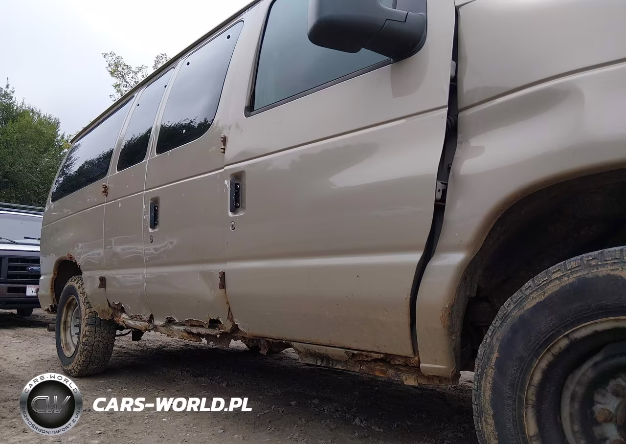 2010 Ford E-150 Xl-Xlt VIN:1FMNE1BW8ADA04303 - 14