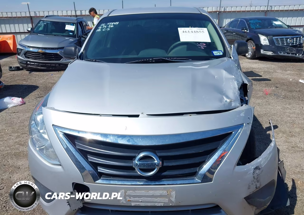 2015 Nissan Versa 1.6 S VIN:3N1CN7AP2FL932332 - 13