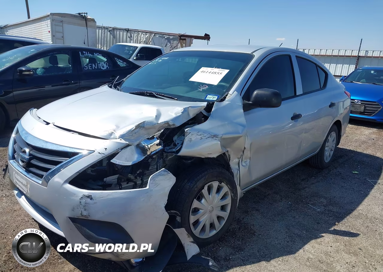 2015 Nissan Versa 1.6 S VIN:3N1CN7AP2FL932332 - 2