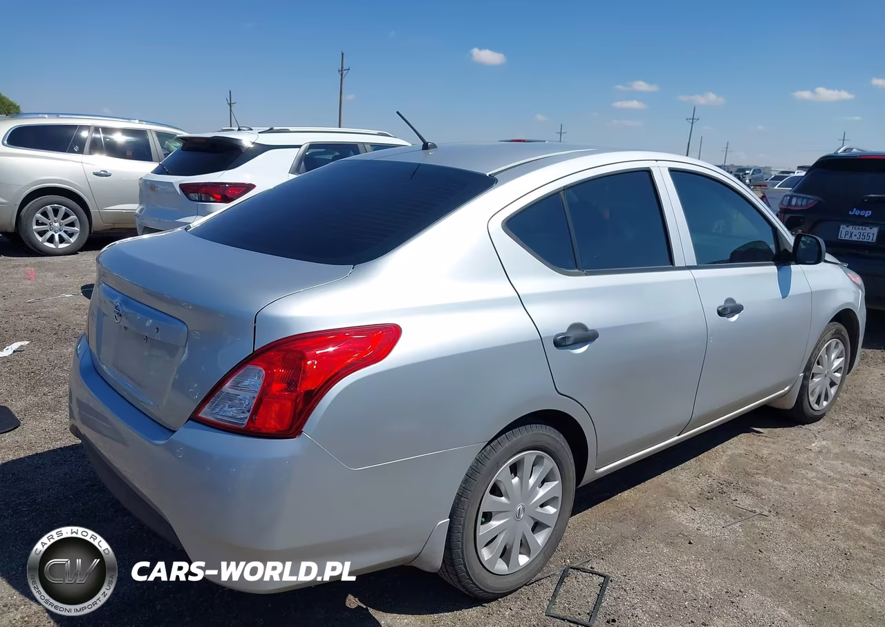 2015 Nissan Versa 1.6 S VIN:3N1CN7AP2FL932332 - 4