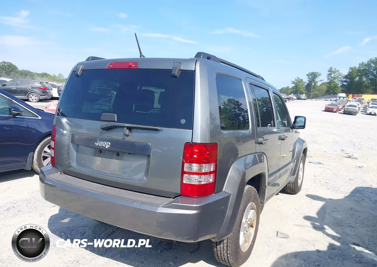 2012 Jeep Liberty Sport VIN:1C4PJLAK5CW109083 - 4