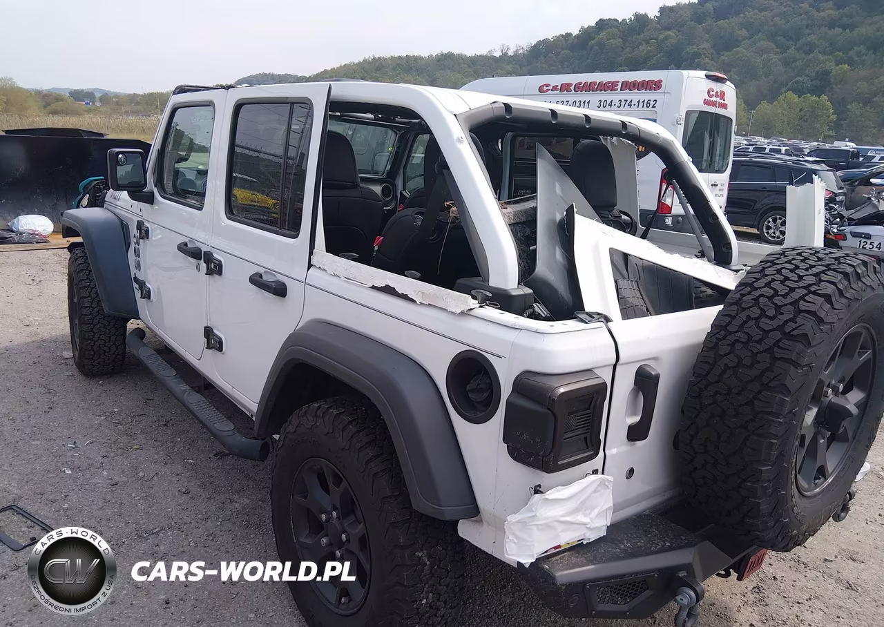 2020 Jeep Wrangler Unlimited Willys 4X4 VIN:1C4HJXDG0LW206565 - 3