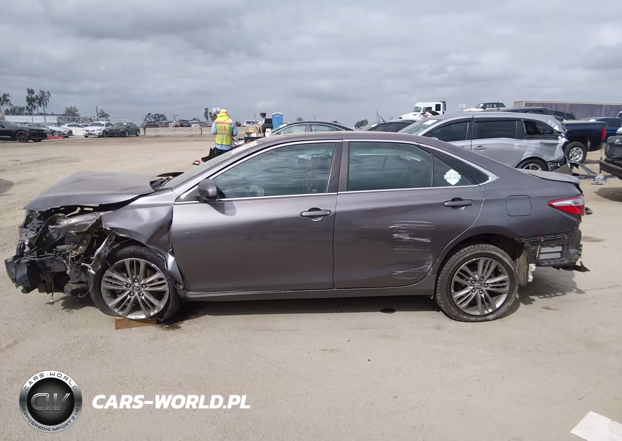 2016 Toyota Camry Se VIN:4T1BF1FK8GU125834 - 13