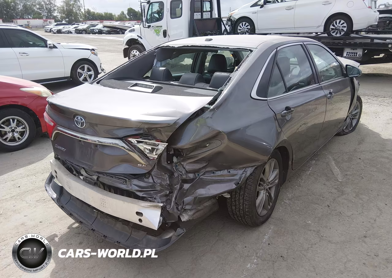 2016 Toyota Camry Se VIN:4T1BF1FK8GU125834 - 4