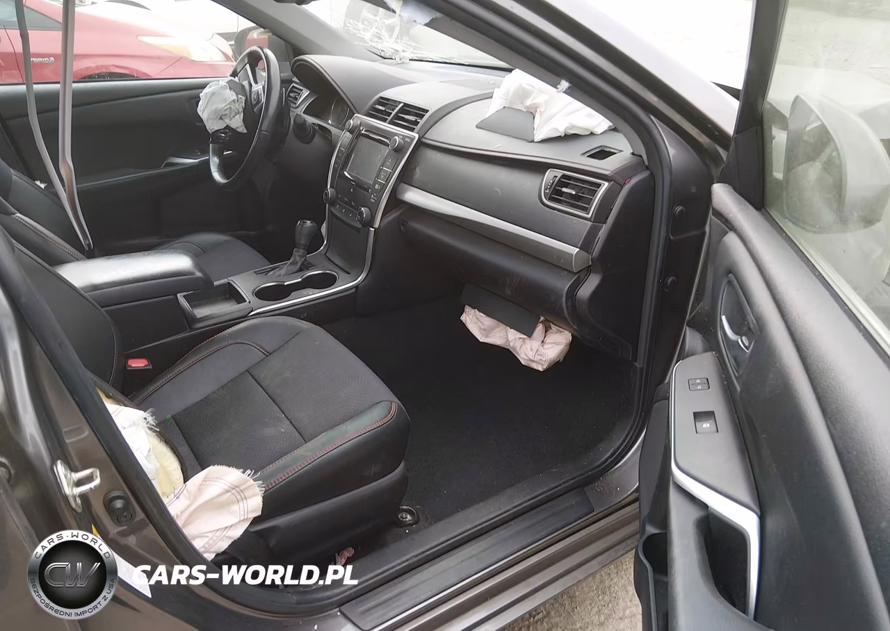 2016 Toyota Camry Se VIN:4T1BF1FK8GU125834 - 5