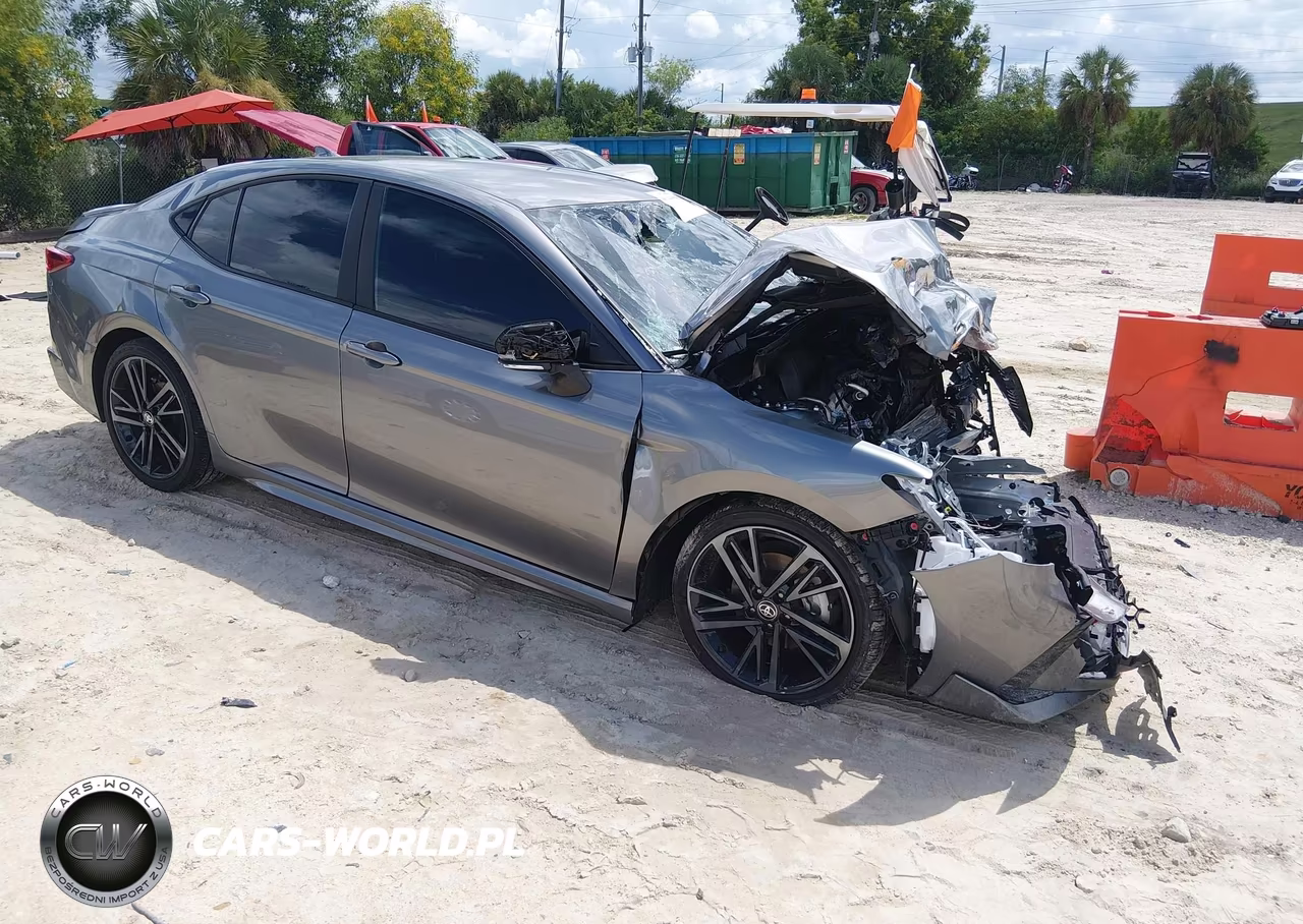2026 Toyota Camry Xse – zdjęcie 1 z 16