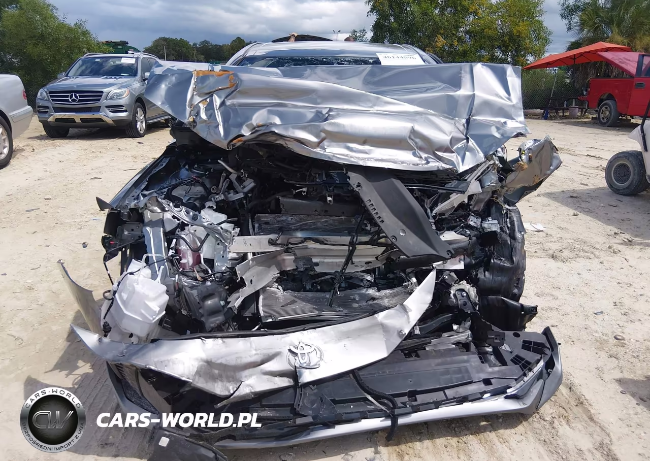 2026 Toyota Camry Xse VIN:4T1DAACK5TU664742 - 12