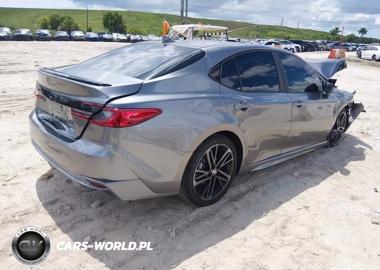 2026 Toyota Camry Xse VIN:4T1DAACK5TU664742 - 4