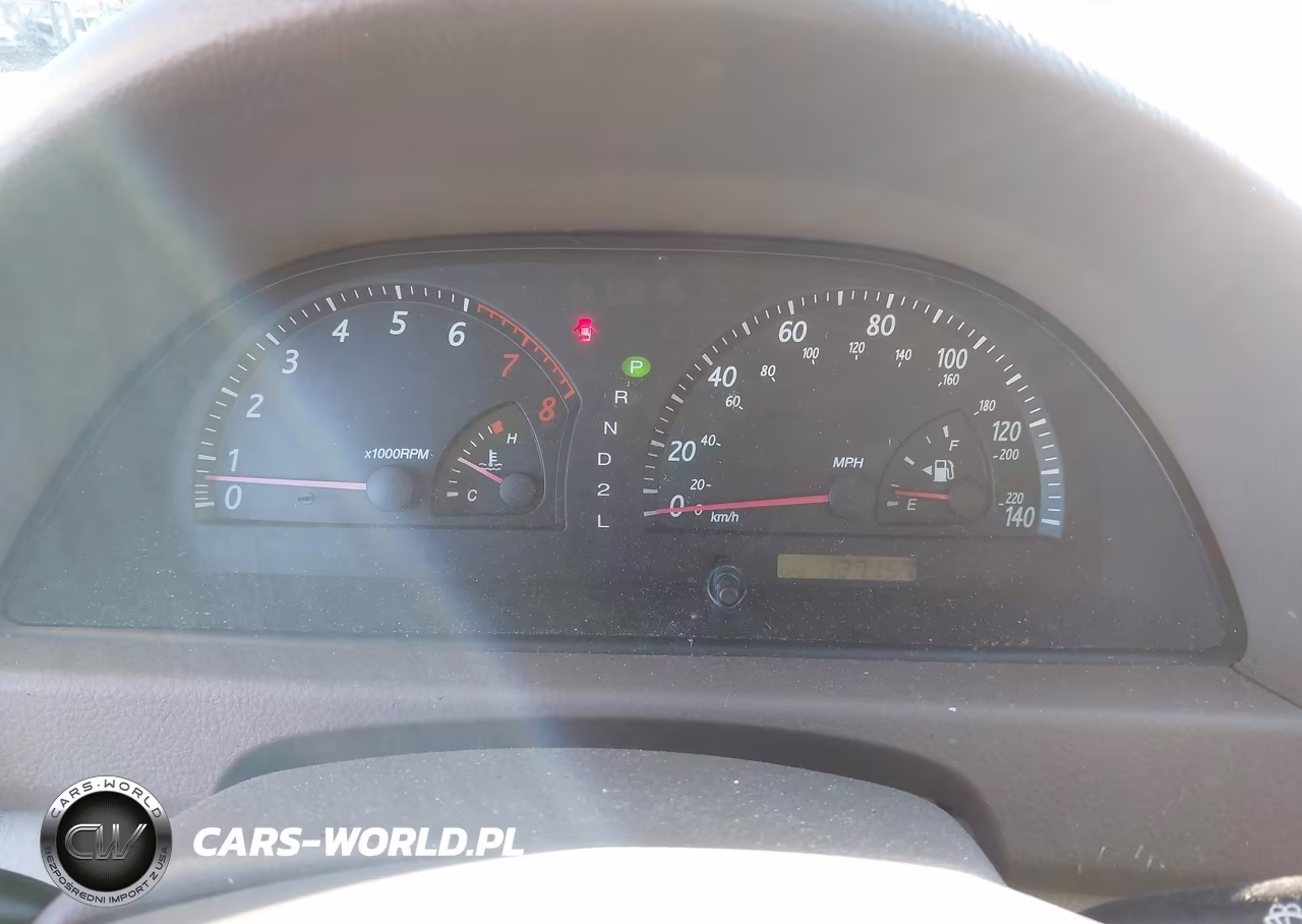 2002 Toyota Camry Xle VIN:4T1BE32K22U536823 - 7