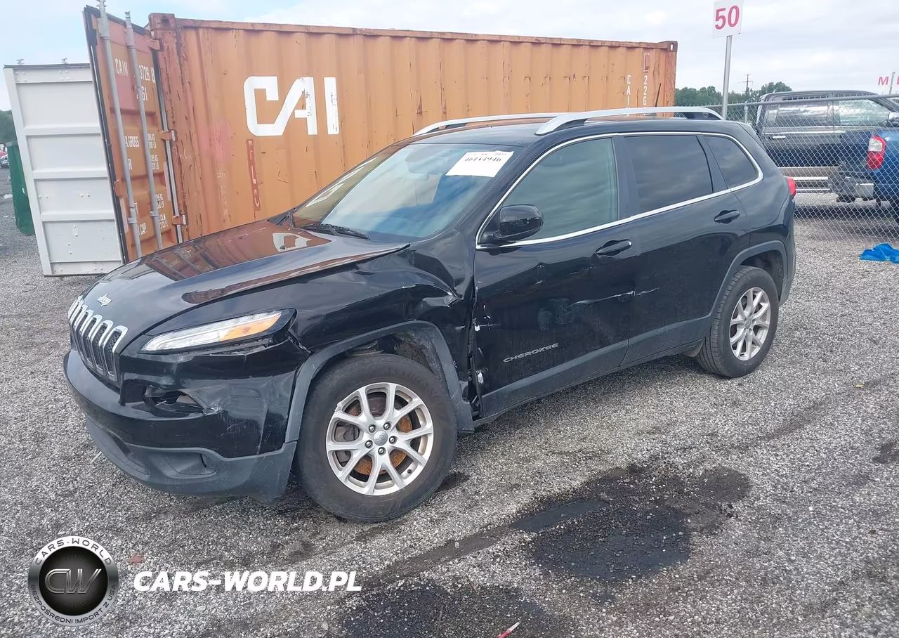 2017 Jeep Cherokee Latitude 4X4 VIN:1C4PJMCS5HW612980 - 2