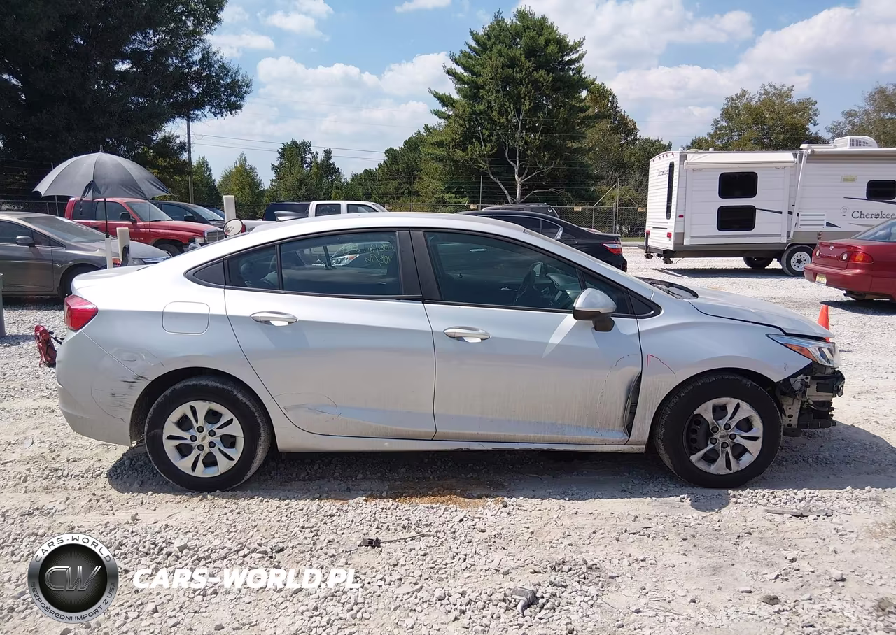 2019 Chevrolet Cruze Ls VIN:1G1BC5SM5K7130596 - 13