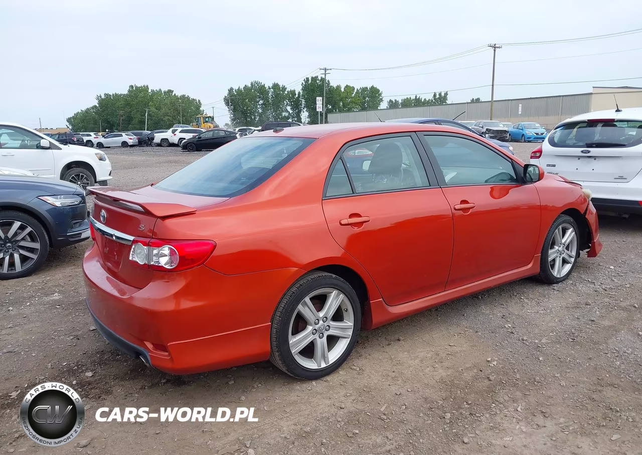 2013 Toyota Corolla S Special Edition VIN:2T1BU4EE5DC078262 - 4